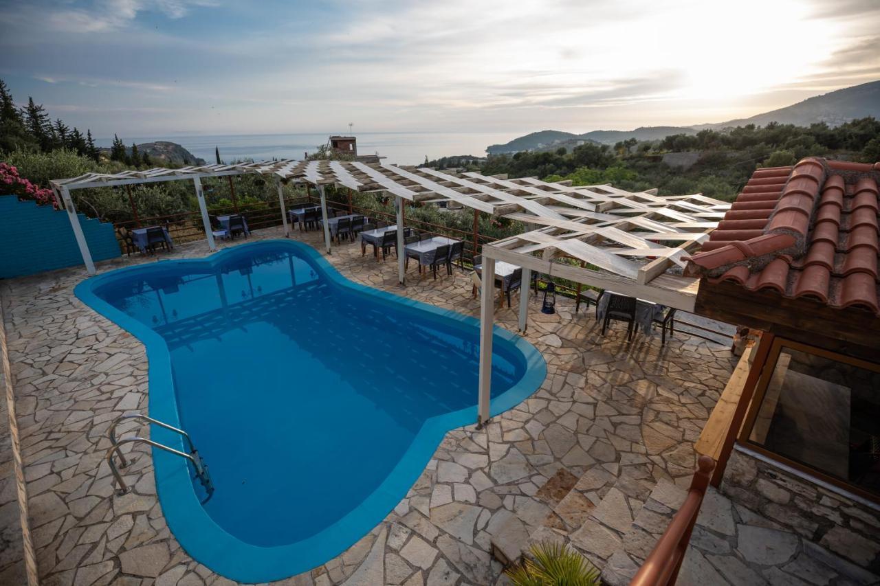 Hotel Panorama Himare Buitenkant foto