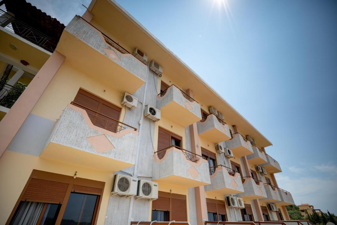 Hotel Panorama Himare Buitenkant foto