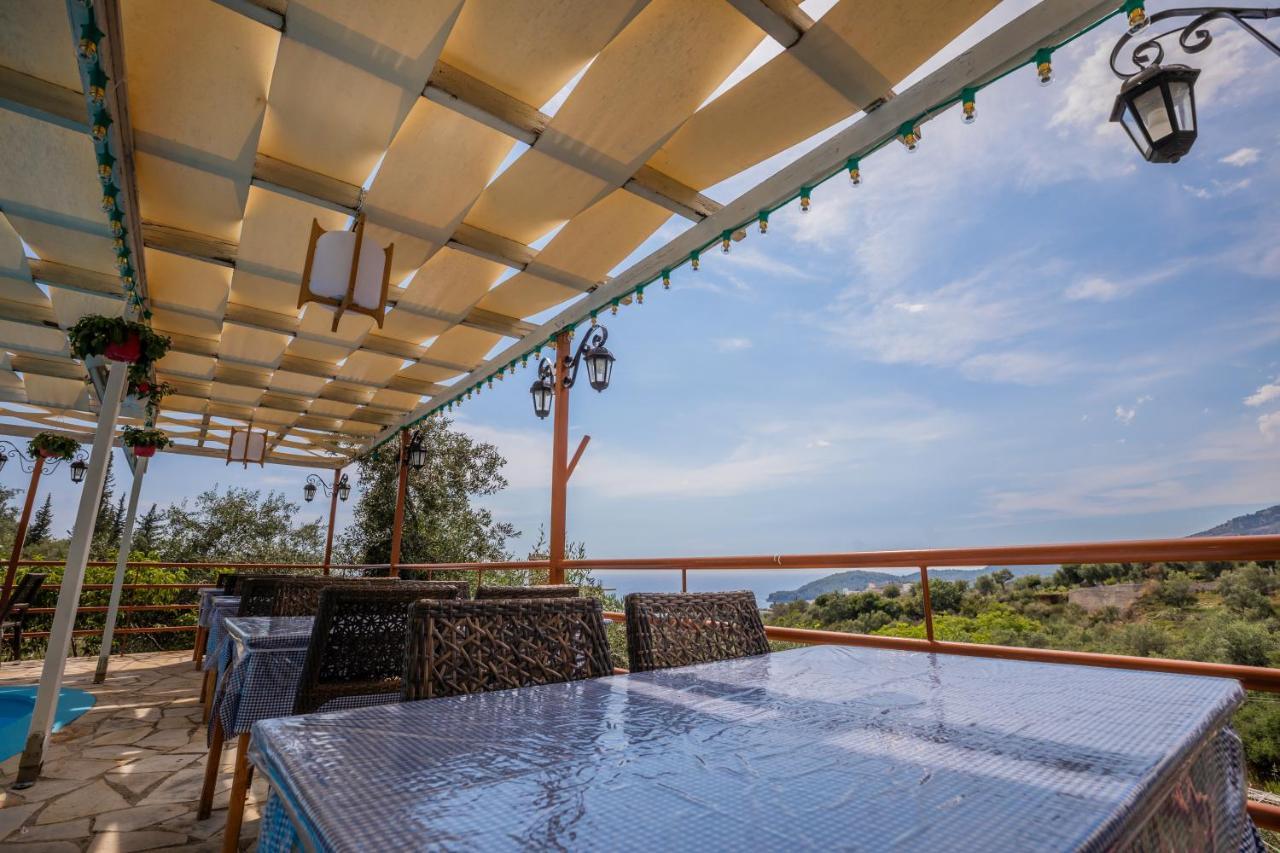 Hotel Panorama Himare Buitenkant foto