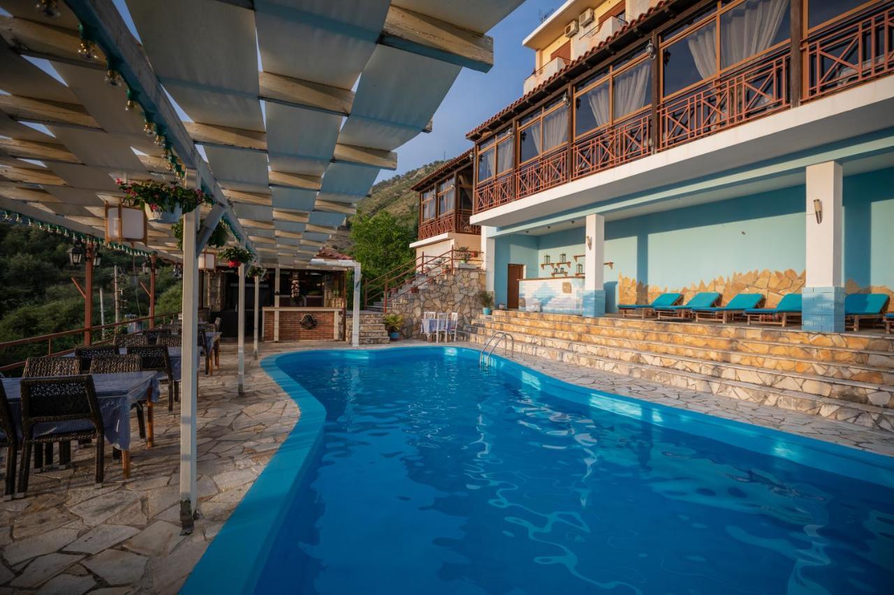 Hotel Panorama Himare Buitenkant foto