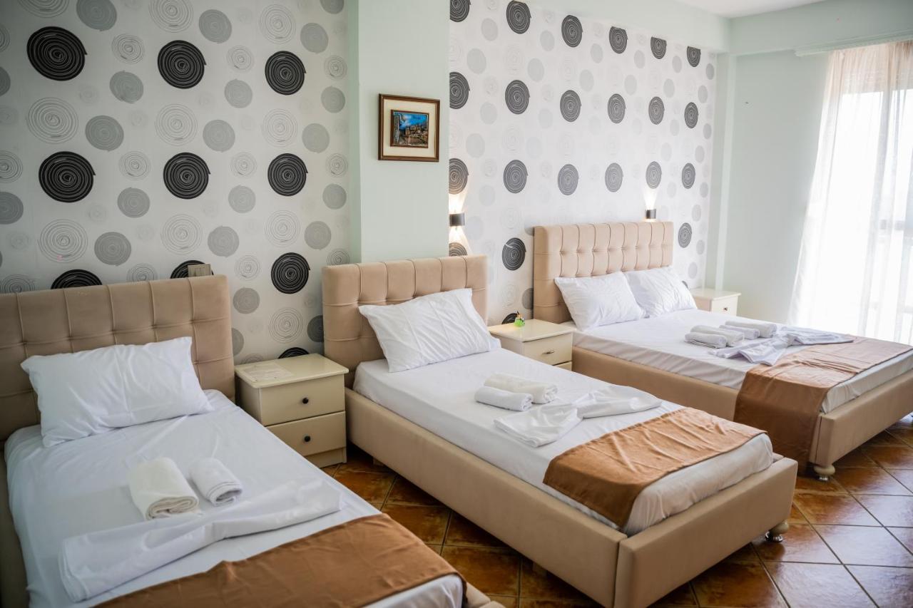 Hotel Panorama Himare Buitenkant foto