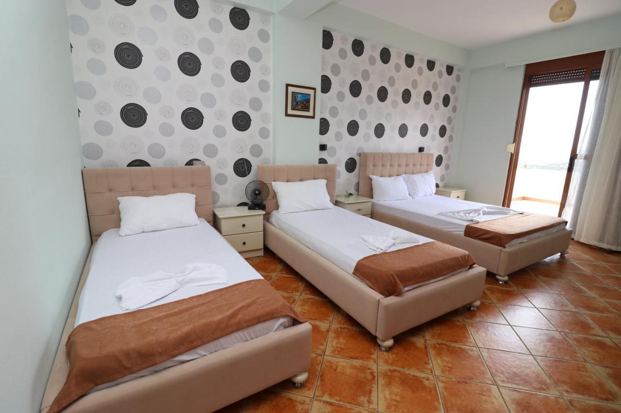 Hotel Panorama Himare Buitenkant foto