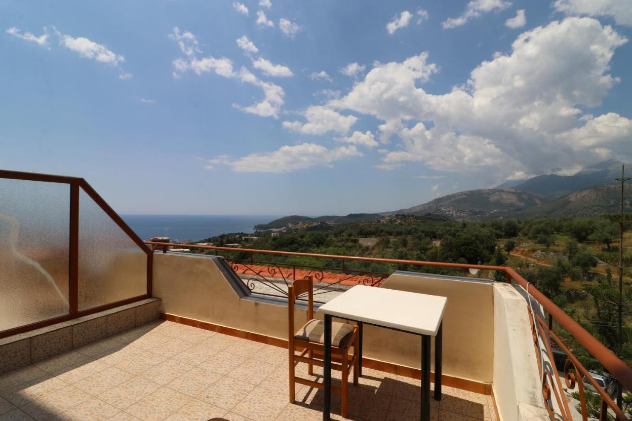 Hotel Panorama Himare Buitenkant foto