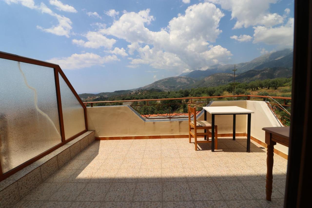 Hotel Panorama Himare Buitenkant foto